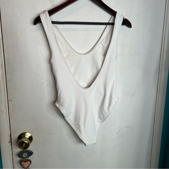 Lovewave ribbed one piece swimsuit - Picture 4 of 8